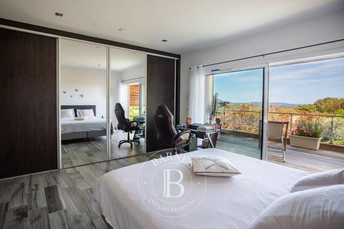 Image No.9-Maison à vendre à Porto-Vecchio