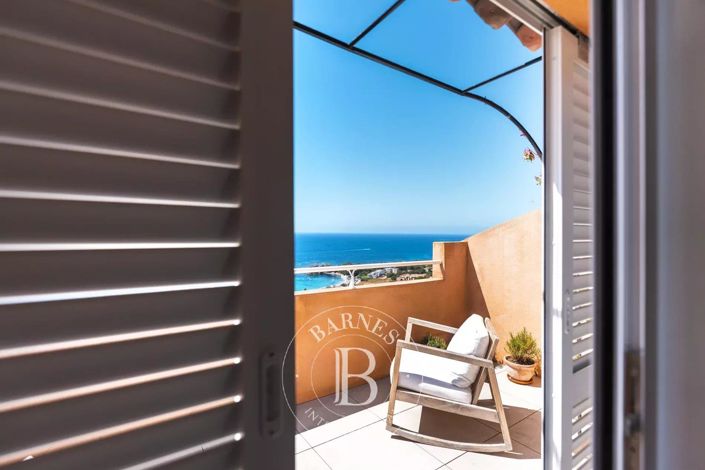 Image No.14-4 Bed Apartment for sale