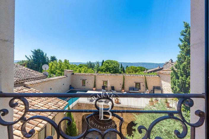 Image No.15-6 Bed House for sale