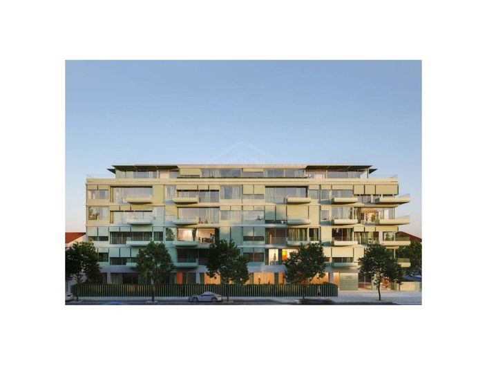 Image No.1-4 Bed Apartment for sale