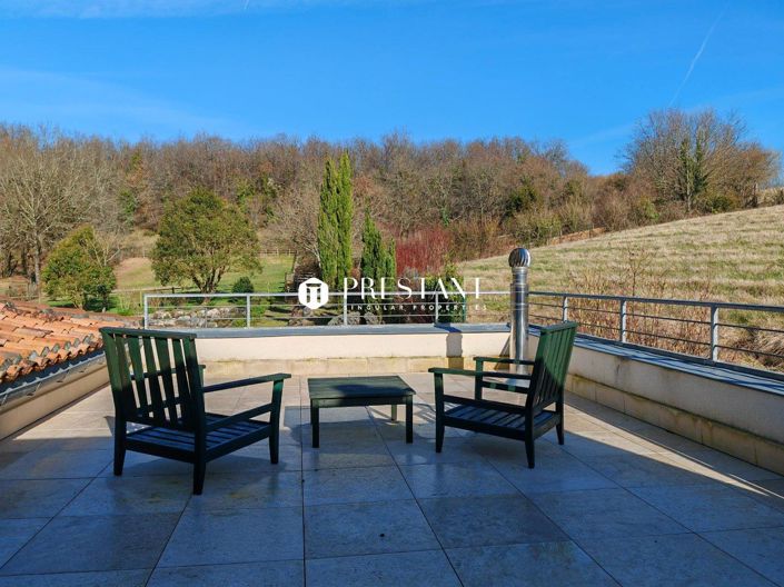 Image No.18-Propriété de 12 chambres à vendre à Angoulême