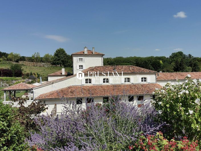 Image No.20-Propriété de 12 chambres à vendre à Angoulême