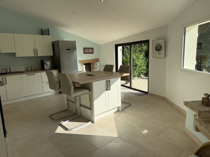 Image No.7-3 Bed House for sale