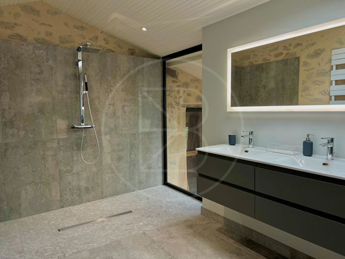 Image No.10-4 Bed House for sale