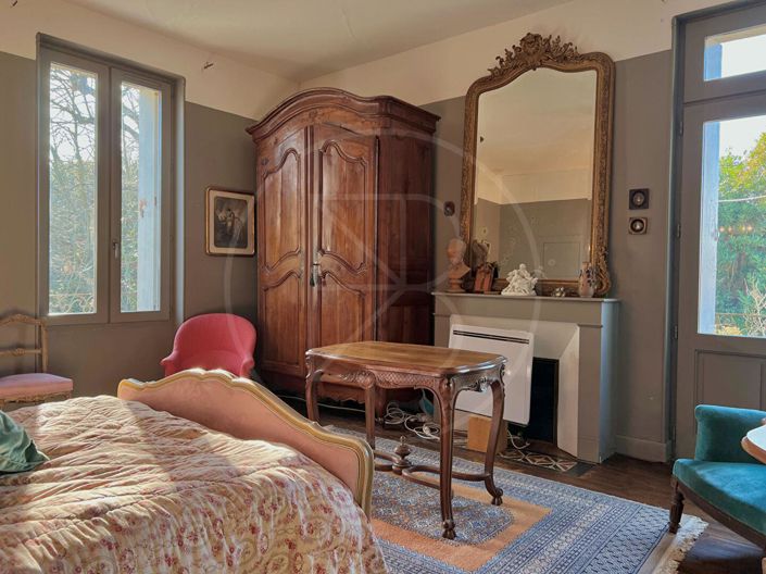 Image No.9-7 Bed House for sale