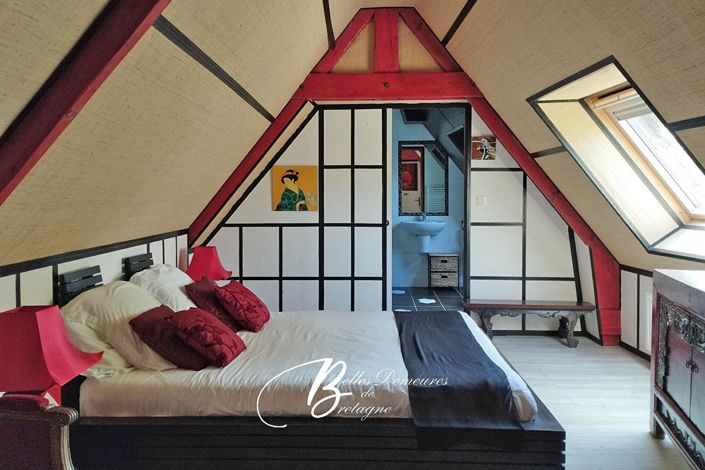 Image No.11-8 Bed House for sale