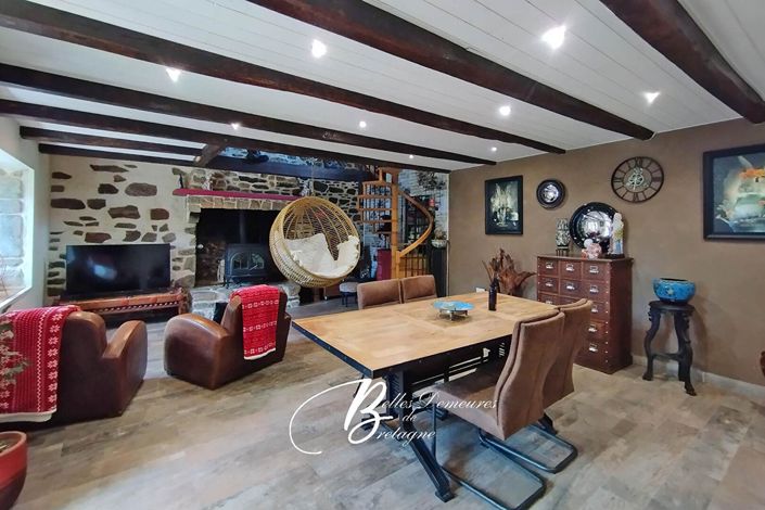 Image No.16-8 Bed House for sale