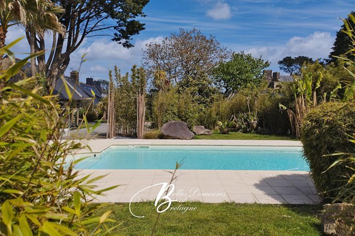 Image No.3-8 Bed House for sale