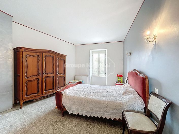 Image No.23-7 Bed House for sale