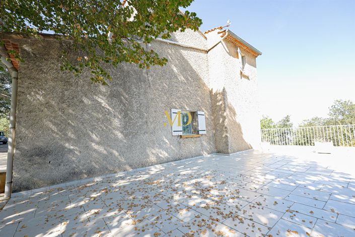 Image No.12-6 Bed House for sale