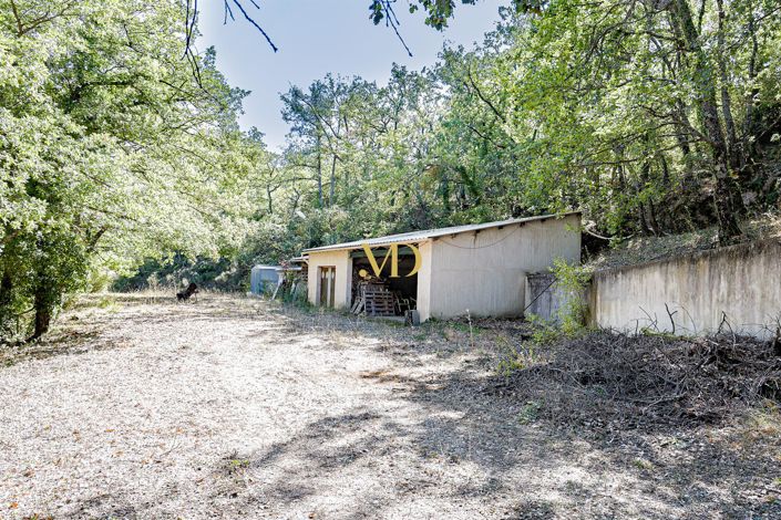 Image No.30-6 Bed House for sale