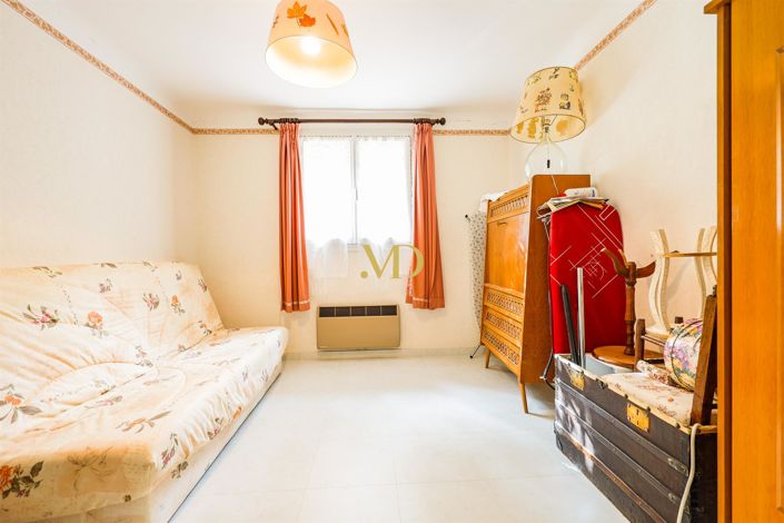 Image No.44-6 Bed House for sale