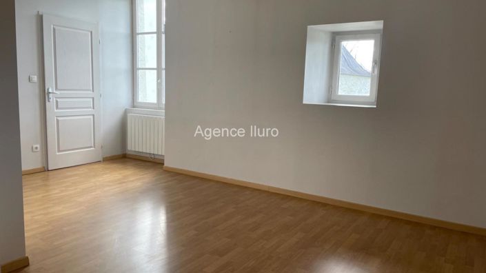 Image No.12-3 Bed Apartment for sale