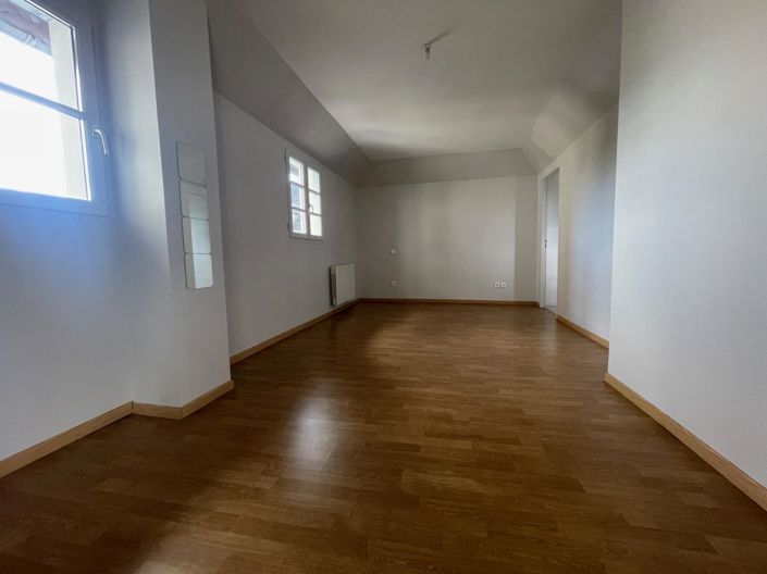 Image No.15-Appartement de 3 chambres à vendre à Oloron-Sainte-Marie