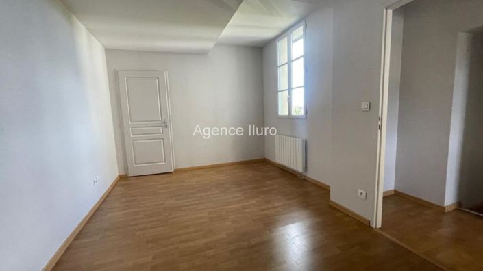 Image No.19-3 Bed Apartment for sale