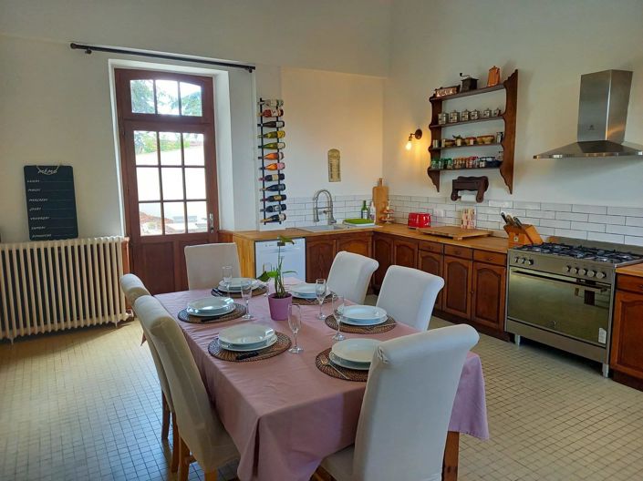 Image No.11-3 Bed House for sale