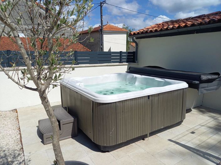 Image No.3-3 Bed House for sale