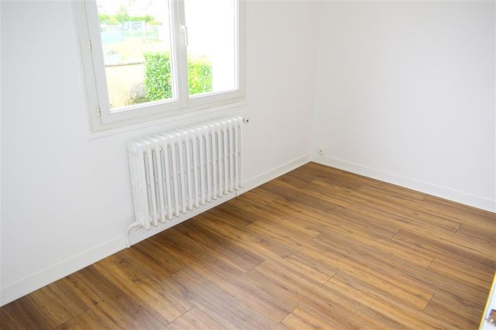 Image No.4-Maison de 2 chambres à vendre à Beaumont-en-Véron