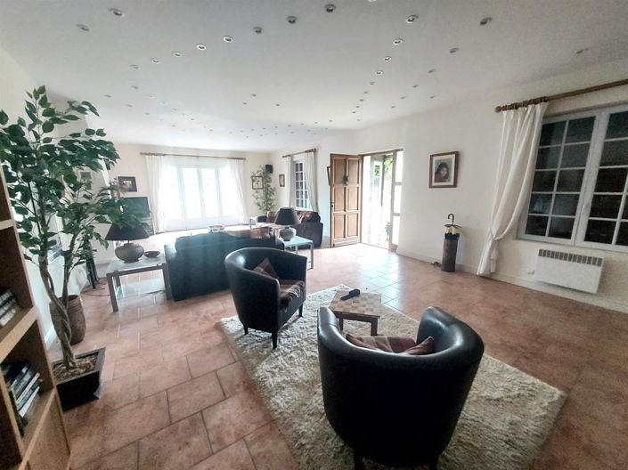 Image No.3-Maison de 4 chambres à vendre à Gizeux