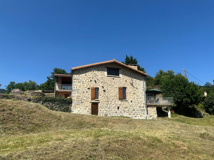 Image No.1-4 Bed House for sale
