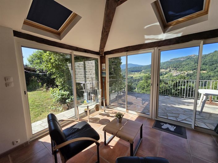 Image No.18-4 Bed House for sale