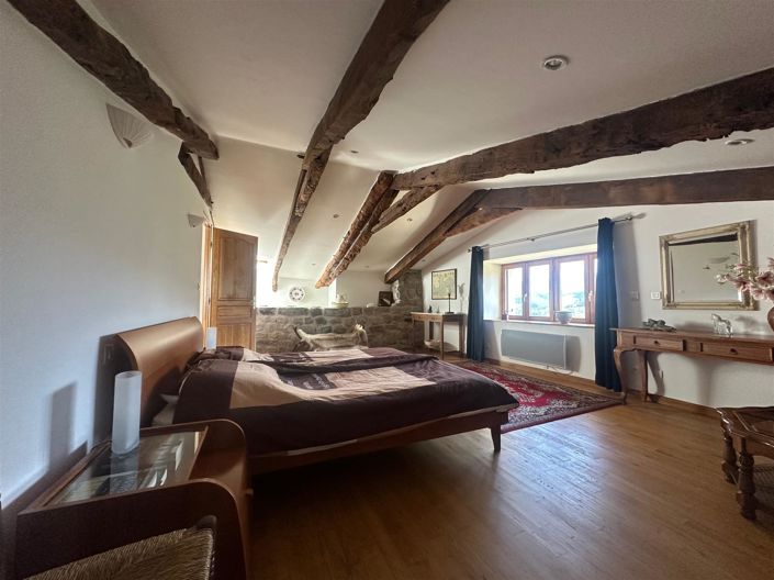 Image No.32-4 Bed House for sale