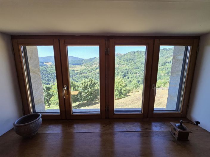 Image No.34-4 Bed House for sale