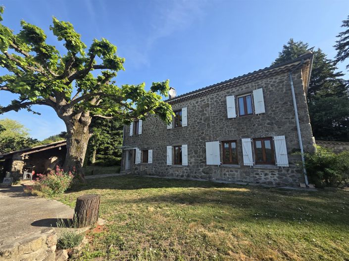 Image No.1-4 Bed House for sale
