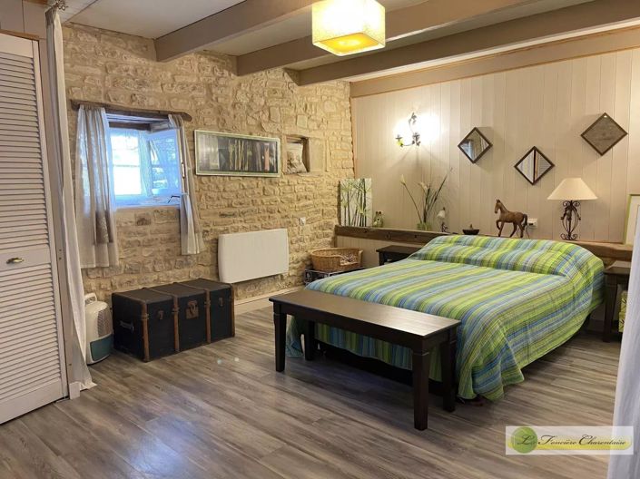 Image No.10-2 Bed House for sale