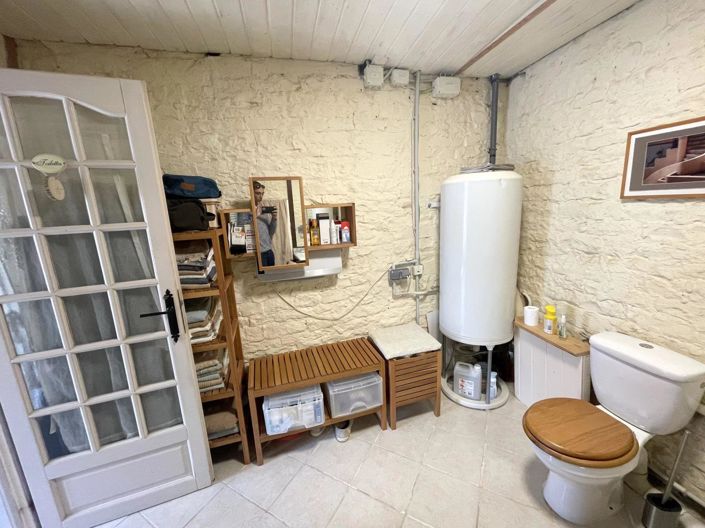 Image No.12-2 Bed House for sale