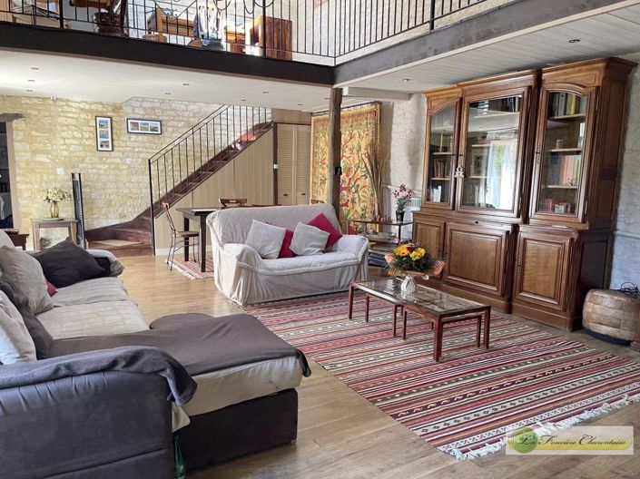 Image No.2-2 Bed House for sale