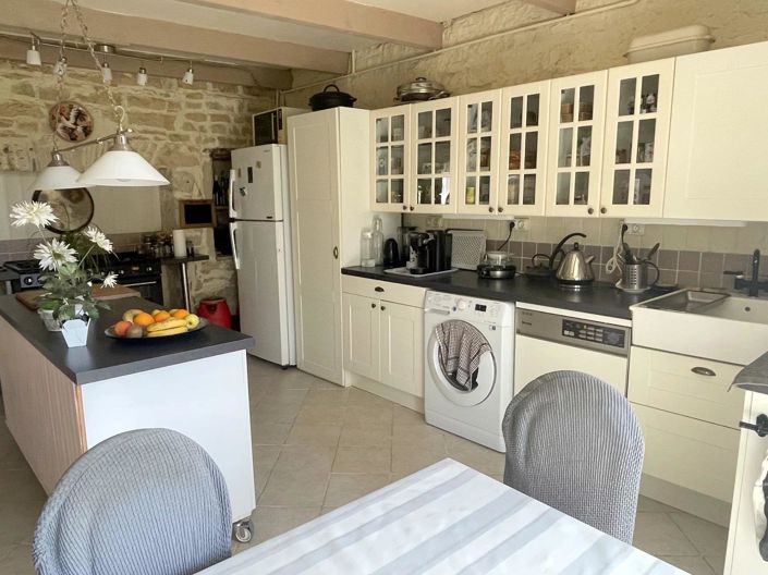 Image No.8-2 Bed House for sale