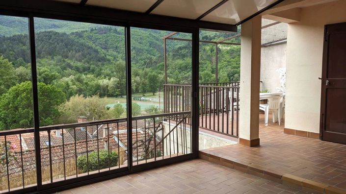 Image No.1-4 Bed House for sale
