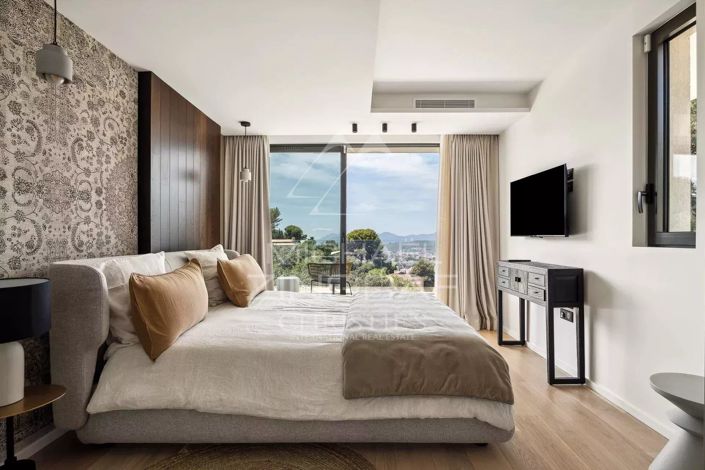 Image No.7-4 Bed House for sale