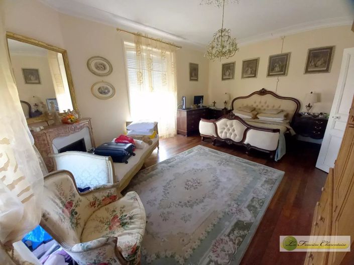 Image No.11-5 Bed House for sale