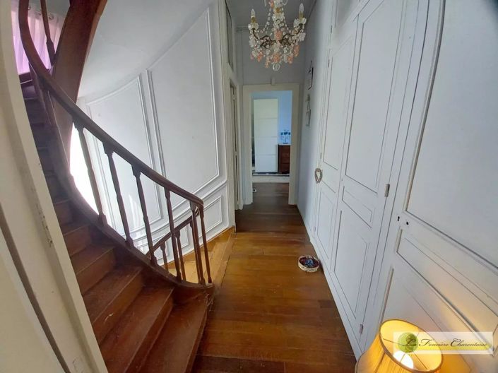 Image No.12-5 Bed House for sale