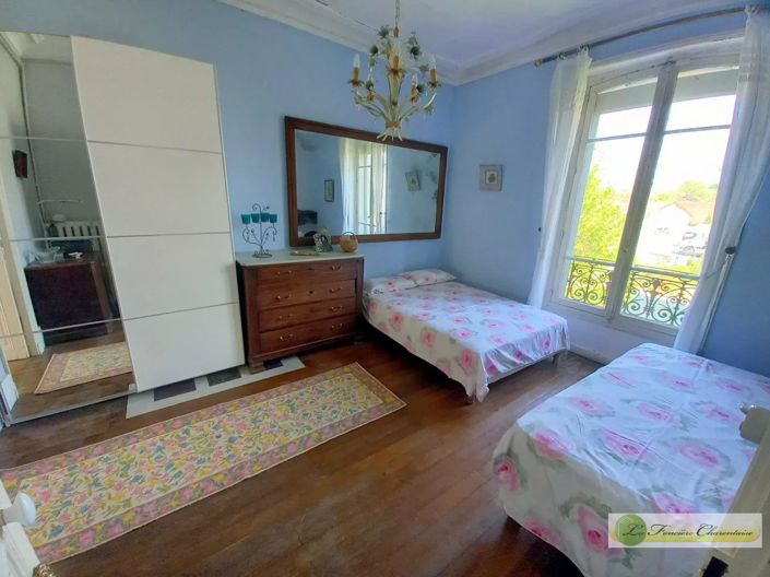 Image No.13-5 Bed House for sale