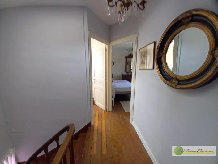 Image No.22-5 Bed House for sale