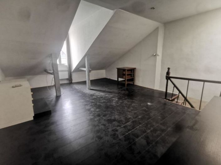 Image No.11-3 Bed House for sale