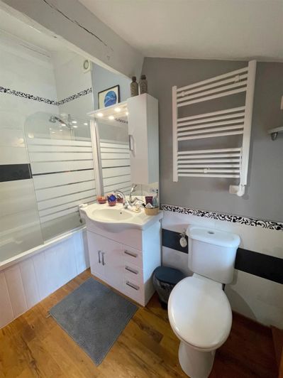 Image No.13-3 Bed House for sale