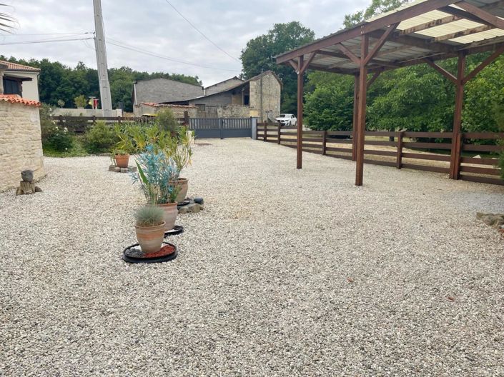 Image No.18-3 Bed House for sale