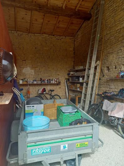 Image No.19-3 Bed House for sale