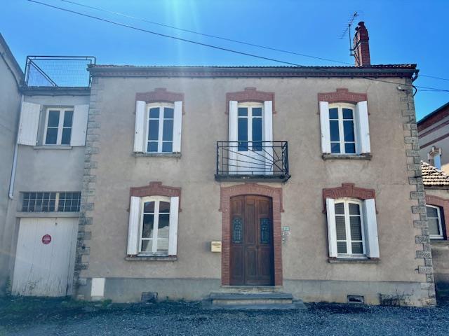 Image No.1-4 Bed House for sale