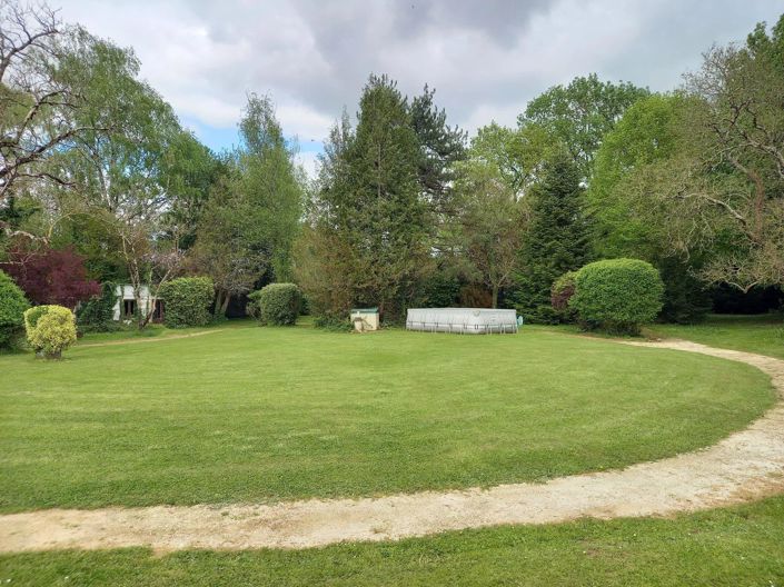 Image No.25-4 Bed House for sale