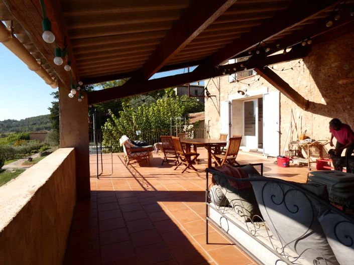 Image No.5-2 Bed House for sale