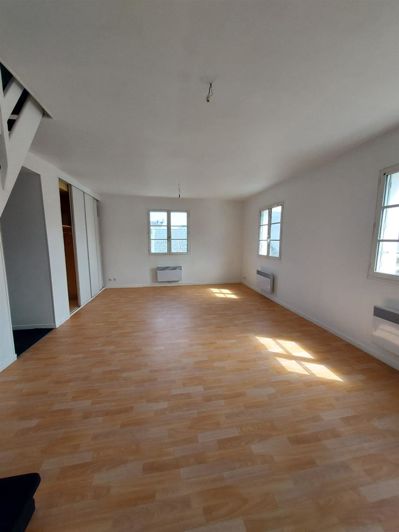 Image No.1-2 Bed Apartment for sale