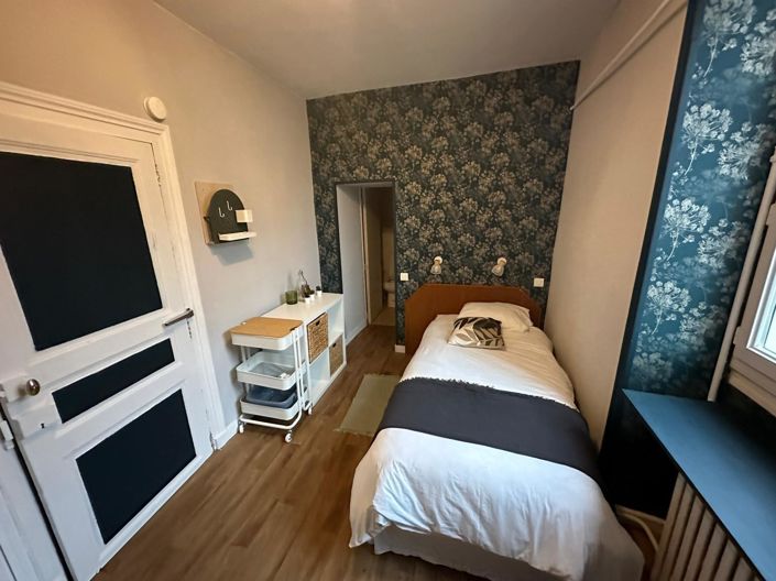 Image No.12-12 Bed House for sale