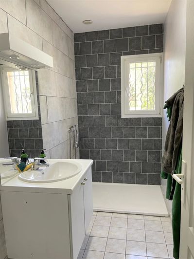 Image No.15-4 Bed House for sale