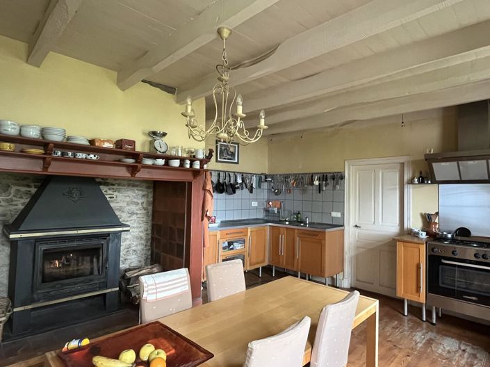 Image No.6-3 Bed House for sale