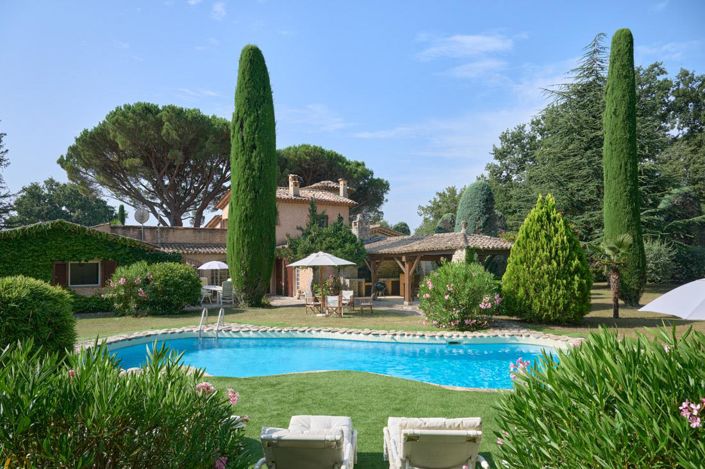 Image No.1-6 Bed House for sale
